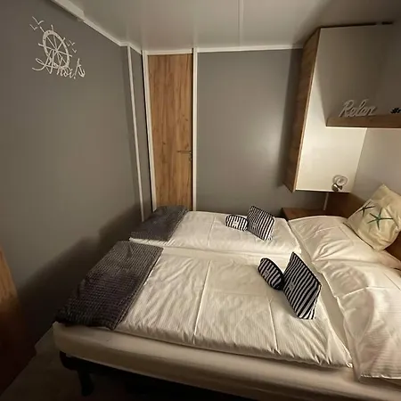 아파트 Ahoi House 7 Luxus Direkt Am Mit Terrasse Ideal Fuer Familien