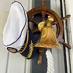 Ahoi House 7 *