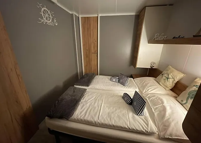아파트 Ahoi House 7